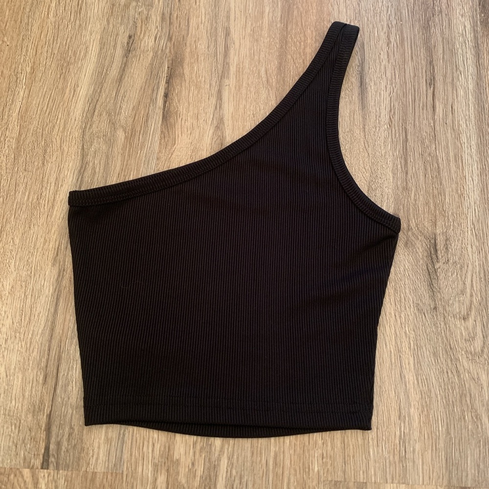 shein black one shoulder cropped tank size xxs